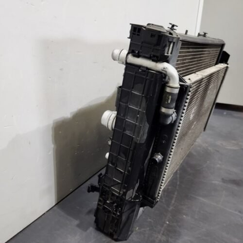 BMW F80 F82 F83 M4 Coolant Radiator AC Condensr Fan