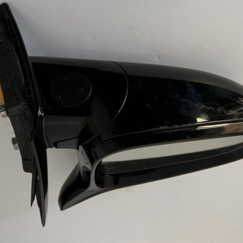 BMW M4 left carbon fiber mirrior