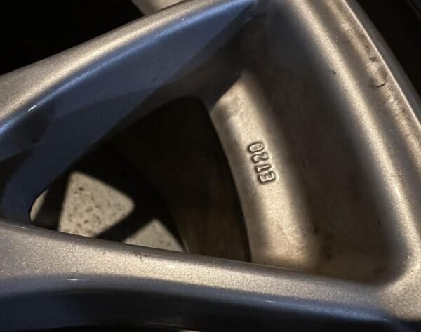 BBS CH 19x8.5 & 19x10 Staggered - Image 4